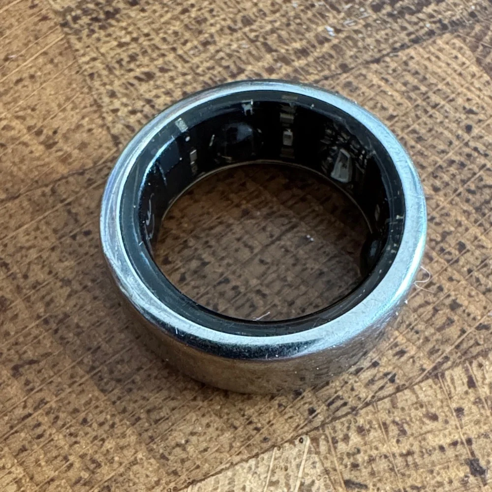 Oura Ring Gen 3 With Charging Base